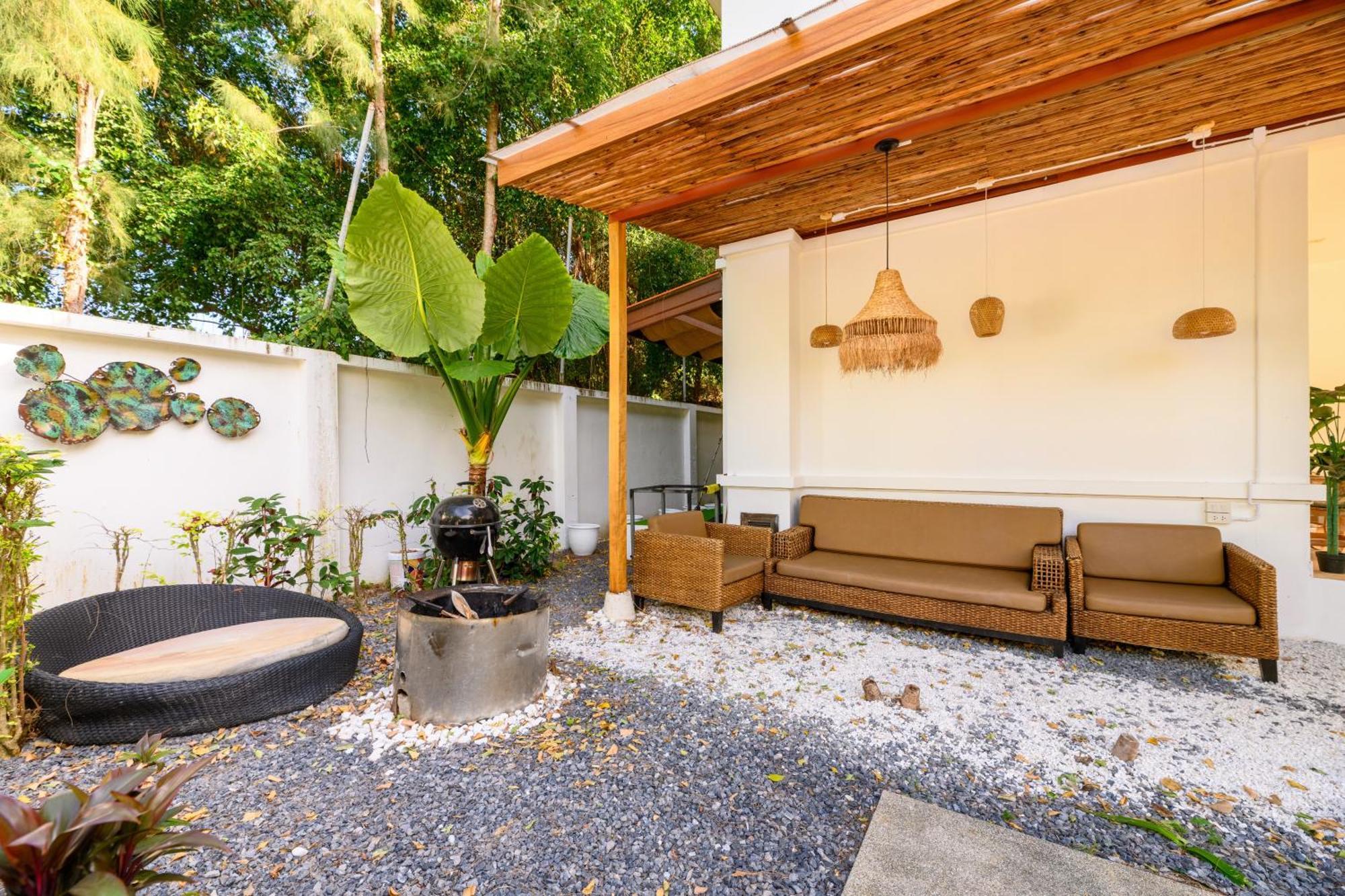 קאמאלה ביץ' Beachfront Pool Villa מראה חיצוני תמונה
