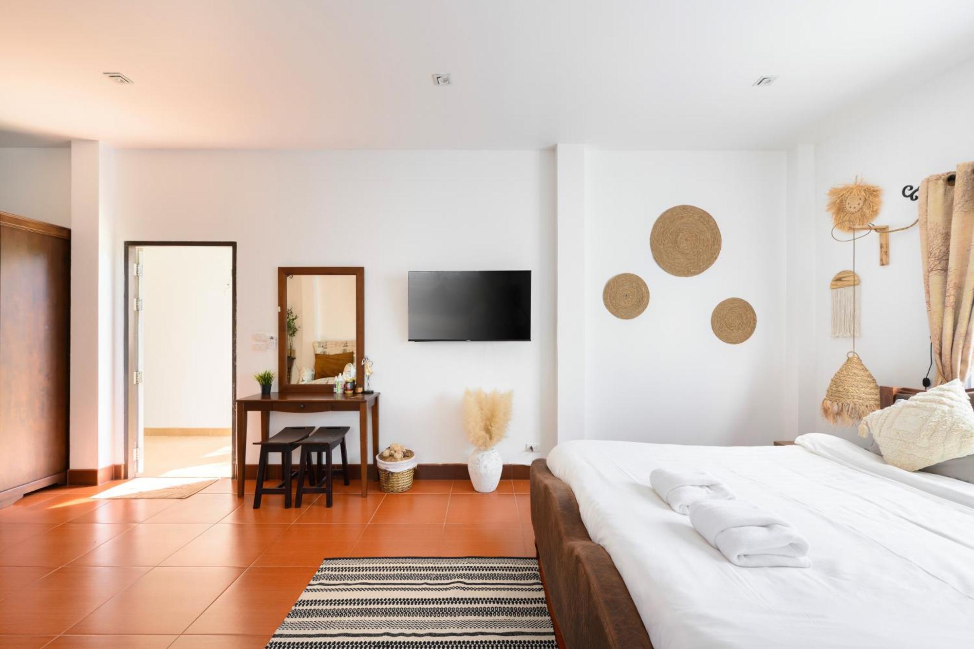 קאמאלה ביץ' Beachfront Pool Villa מראה חיצוני תמונה
